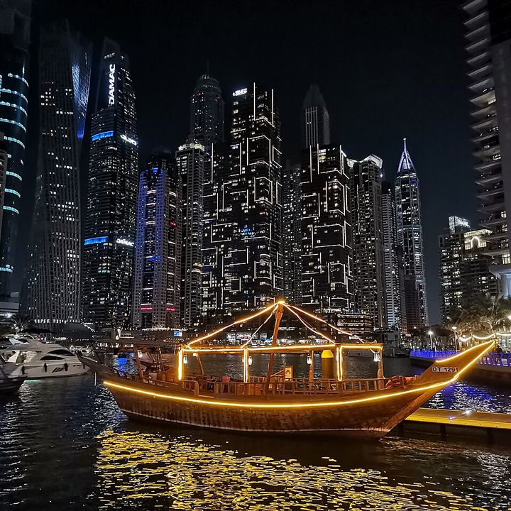 Dining in Dubai